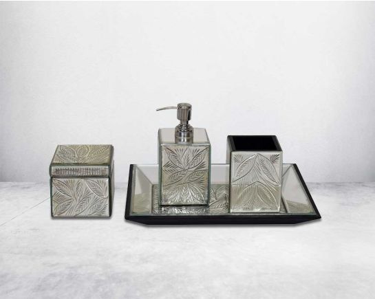 Divan Silver Bathroom Accessories Set