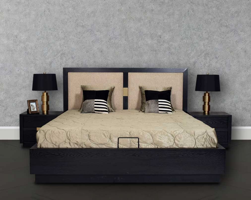 Zuri King Bed Set With Storage