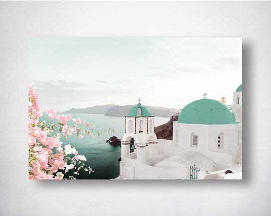 Tempered glass art with gold foil is perfect to compliment & enhance any contemporary setting.