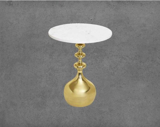 This end table offers a delightful way of displaying your favorite accents in unmatched style.